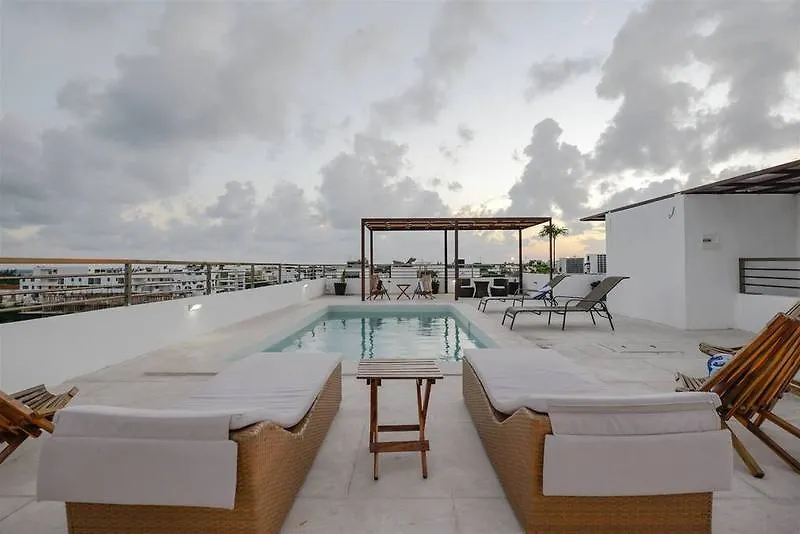 La Playa Condo Playa del Carmen 3*,